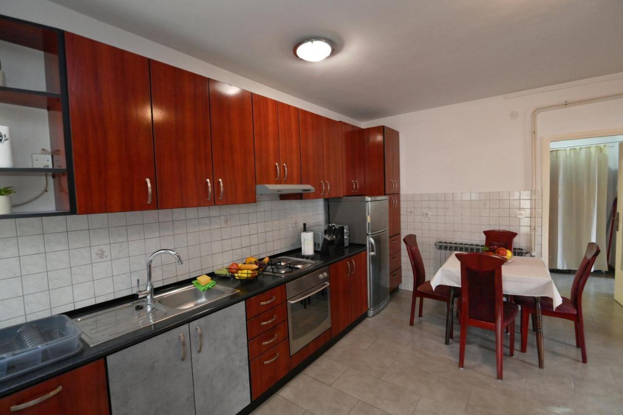 Antonio Apartments غييكا المظهر الخارجي الصورة
